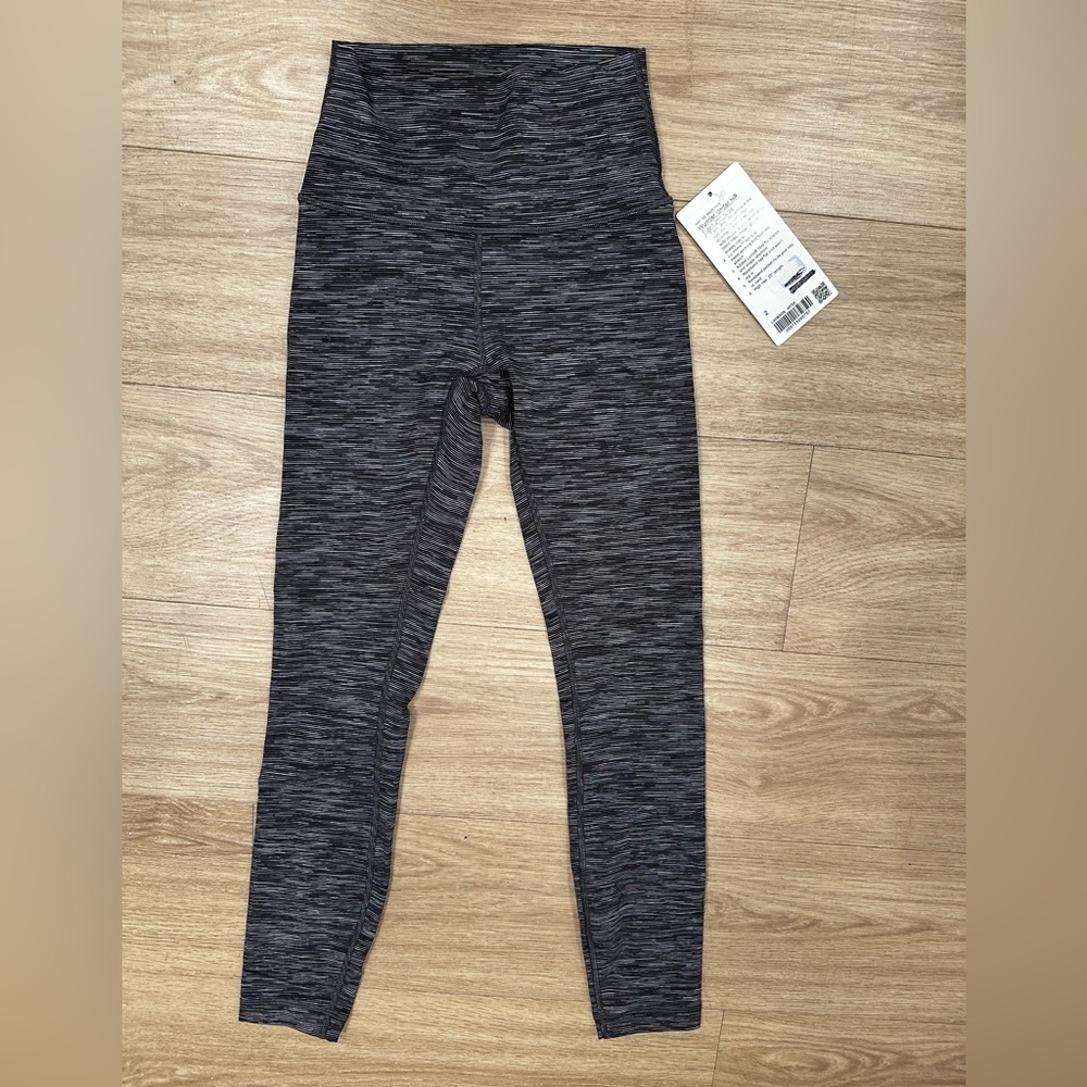 Lululemon Wunder Under High Rise Tight, size 2, brand new!